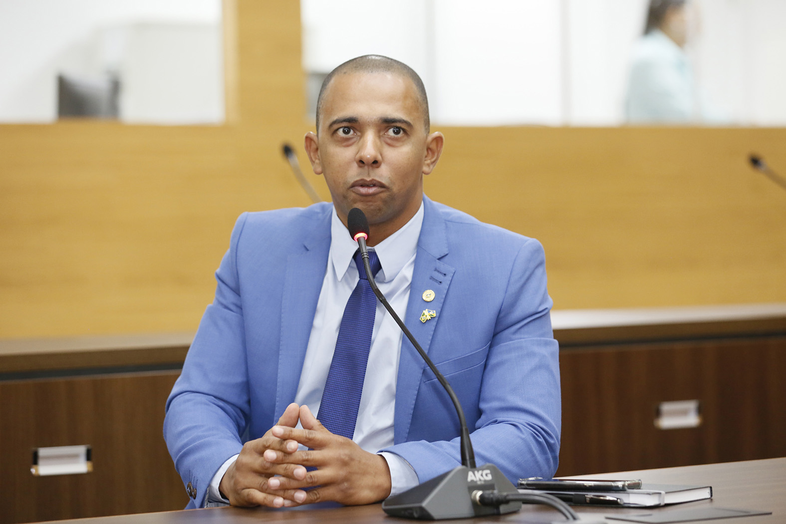 Jhony Paixão solicita ao Executivo a ampliação do Programa Mais Médicos
