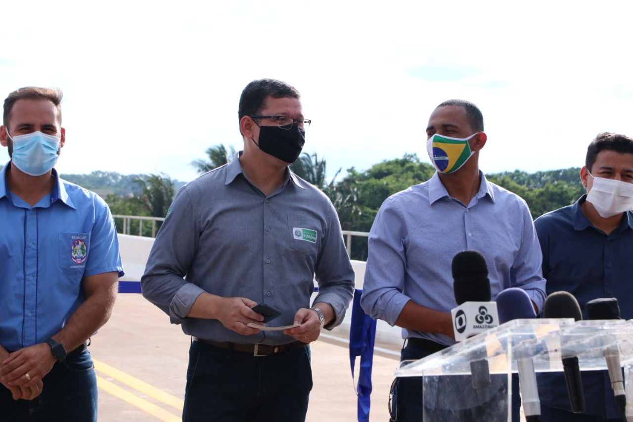 Jhony Paixão participa da inauguração das obras da ponte sobre o rio Urupá
