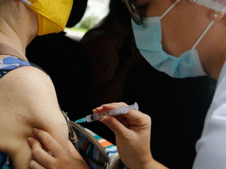 Campanha de vacinação contra influenza vai até amanhã