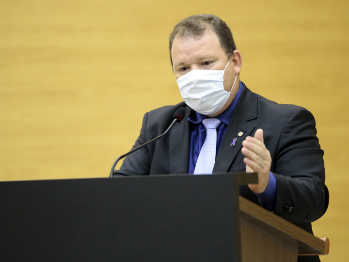 Deputado Dr. Neidson relata tomada de providências por parte da Sesau em relação a demandas do Hospital de Extrema
