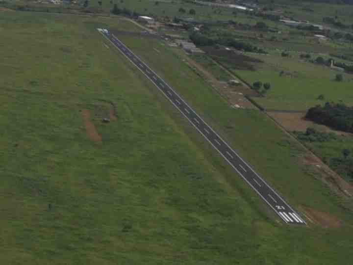 Ariquemes: Contrato do aeroporto é assinado com expectativa de atender a mais de 250 mil pessoas do Vale do Jamari