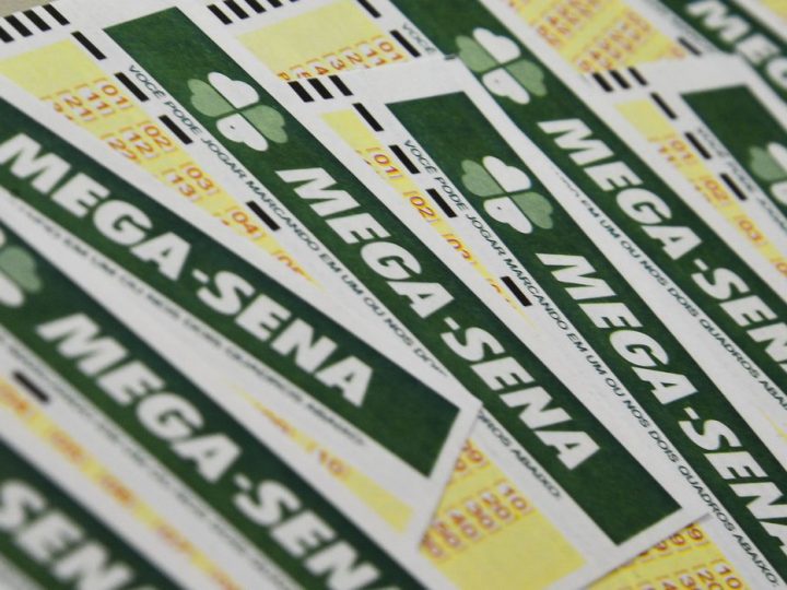 Mega-Sena acumula e próximo prêmio deve pagar R$ 45 milhões