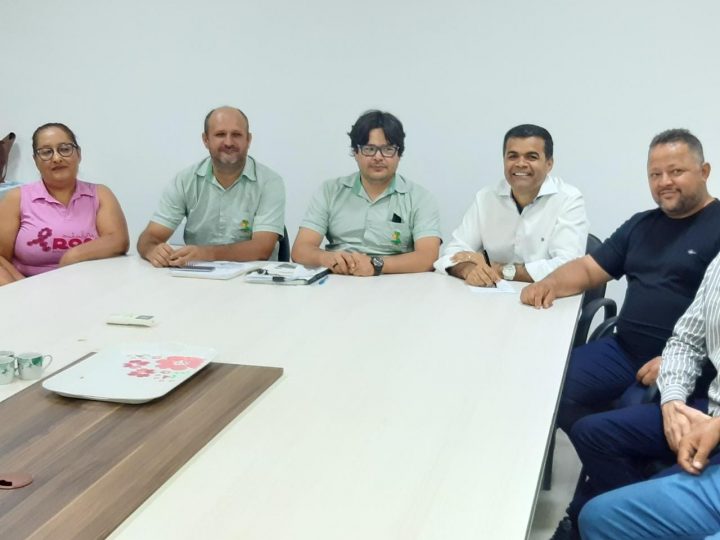 VILHENA – Pré-candidato a prefeito Gilmar da Farmácia se reúne com Sindsul para discutir necessidades dos servidores
