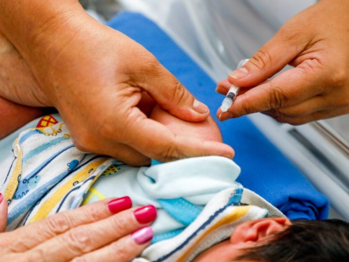 Crianças ainda podem ser vacinadas com a Pfizer Baby e Agevisa chama atenção para baixa cobertura vacinal infantil