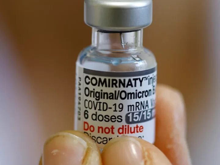 Covid: Brasil começa a aplicar a vacina bivalente nesta segunda; veja grupos prioritários