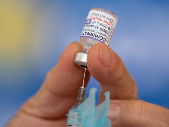 Covid-19: SP vacina gestantes e puérperas com bivalente da Pfizer