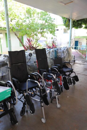Porto Velho: Sesau realizou a entrega de mais de 30 meios de locomoção para a Casa do Ancião São Vicente de Paula
