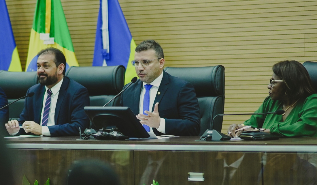 Deputado Ribeiro homenageia com voto de louvor os vereadores decanos das Câmaras de Rondônia