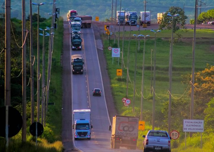 Governo de Rondônia regulamenta lei que torna a aquisição de reboque e semirreboque atrativa no Estado