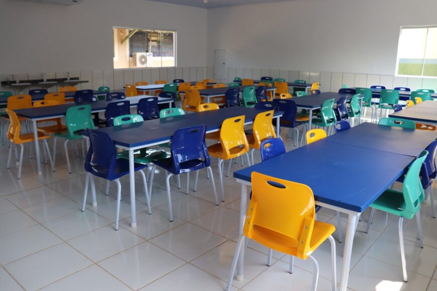 Presidente Médici: Estudantes da Vila de Bandeira Branca recebem novo refeitório na Escola Estadual Apolônia Rossi Javarini