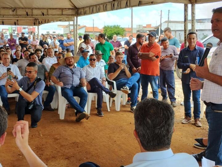 Luizinho Goebel destina emenda para aquisição de calcário e transporte do produto para agricultores de Vilhena
