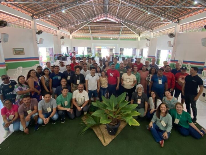 Governo, comunidades e instituições debatem os desafios do manejo florestal comunitário na Amazônia