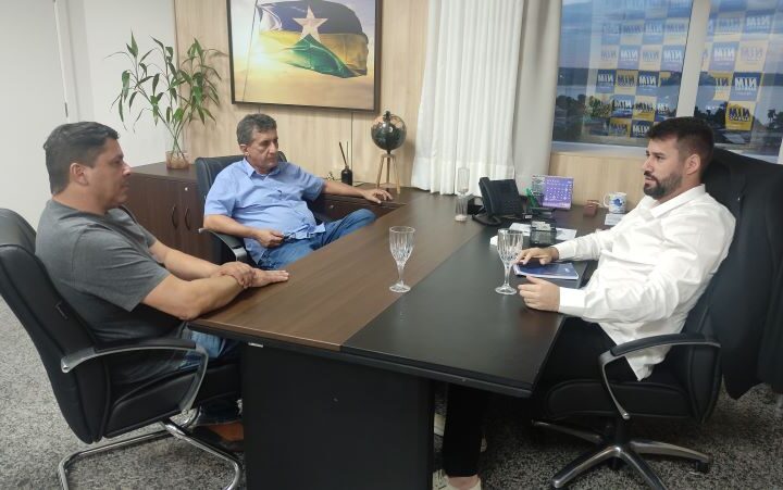 Deputado Nim Barroso e prefeito de Médici alinham demandas para o município