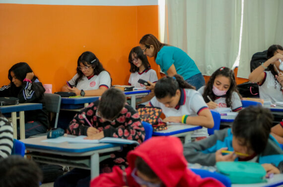 Rede Estadual de Ensino é fortalecida com investimentos nas escolas e valorização pelo Governo de Rondônia