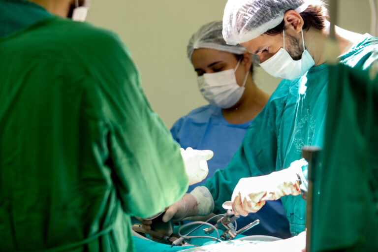 Primeiro transplante ósseo da região Norte acontece no Hospital de Base Dr. Ary Pinheiro